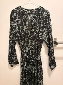 Dress size S