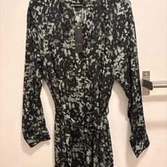 Dress size S