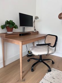 desk chair