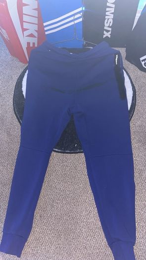 Nike Tech Fleece Tracksuit Small