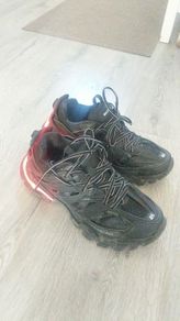 Balenciaga tracks (LED)