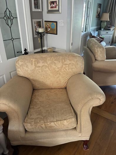 Quality 3 Piece Sofa Suite 2-Seater  2 Armchairs Excellent Condition