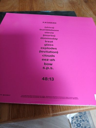 Kasabian 10" record lot