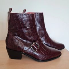 M&S 100% Genuine Leather Burgundy Boots Size 38.5
