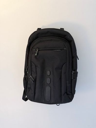 Targus spruce 27L backpack brand new with tags