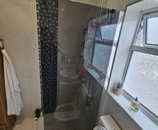 shower screen
