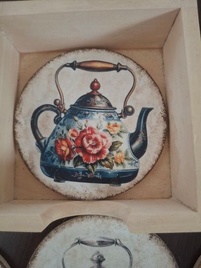 Set of 6 Wooden Coasters in a Box