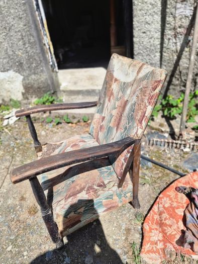 Vintage Irish Country Cottage Armchair Restoration Project / Upcycle