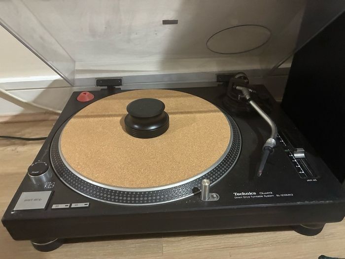 Technics 1210 MK2