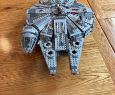Lego Star Wars milennium falcon 75105