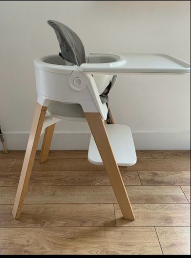 Stokke steps high chair and junior chair