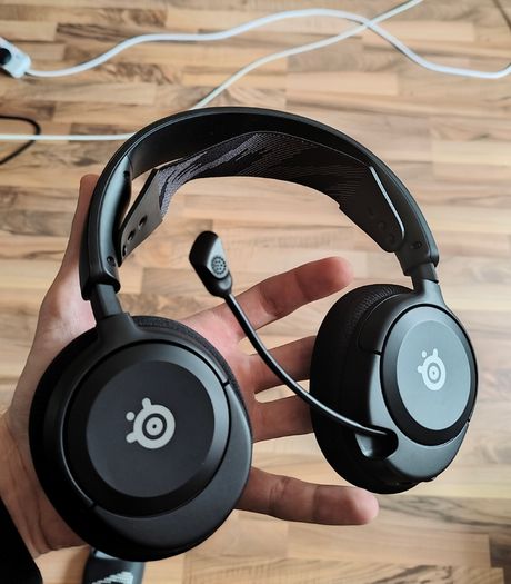 SteelSeries Arctis Nova 1 Gaming Headset Black