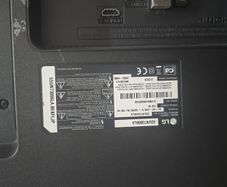 Tv (smashed screen)