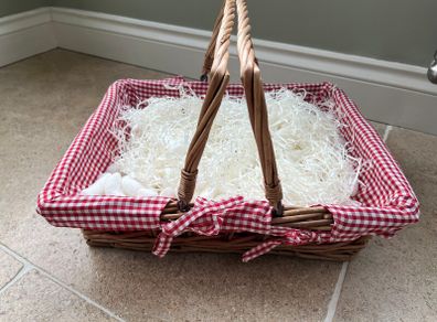 Hamper basket