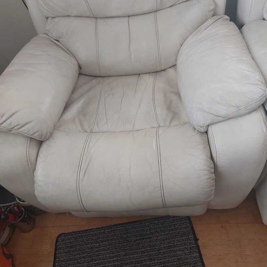 Cream 3 piece suite