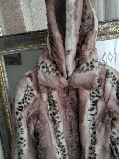 Brand new with tags Authentic Dennis Basso Reversible fur coat