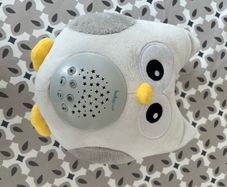 Soothing sleep owl - music and star projection