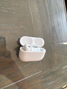 (Single LEFT EAR & CASE ONLY) Apple Airpod Pro Gen 2 (Lightning)