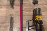 Dyson V10