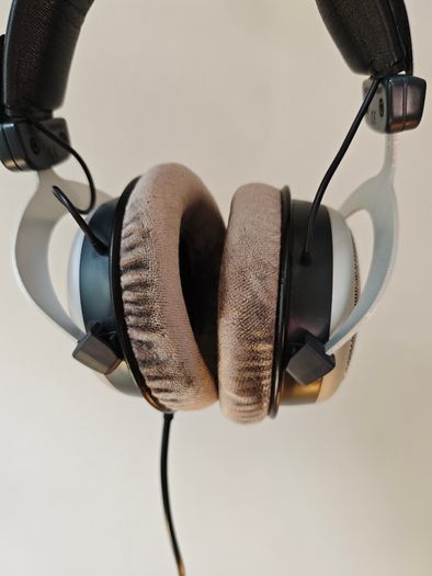 Beyerdynamic DT880 Premium Edition (600 Ohm) Mint Condition Boxed