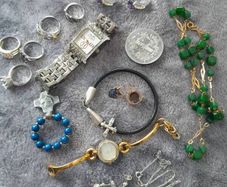 mix jewellery,ring,necklaces,what the pictures