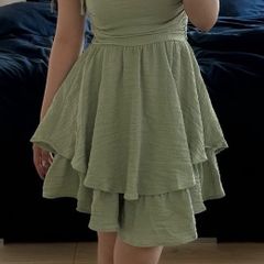 pastel green dress