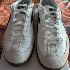 Skechers Trainers