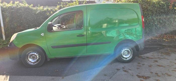 2009 Renault kangoo(Just passed DOE)