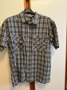 Men's Short sleeve shirts, size XL