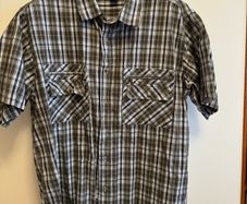 Men's Short sleeve shirts, size XL