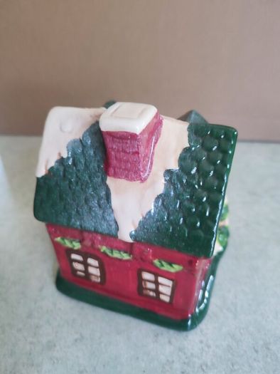 Vintage winter cottage battery candle.