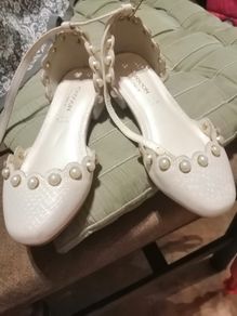 Girls shoes