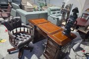 desk+captains chair