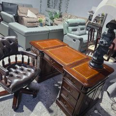 desk+captains chair