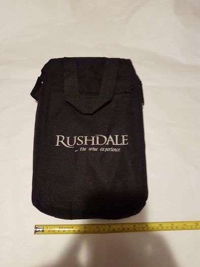 rushdale wine cooler bottle bag ,nice condition ,buyer collects or pays postage thank you,sold as is