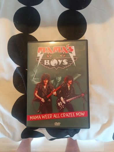Mamas Boys Live Mama weer all crazee now