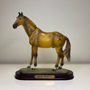 Equine Collection Horse Figurine
