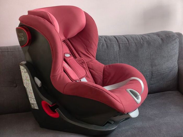 Britax Romer King II Car Seat (9-18kg) Tilt Height Adjustable