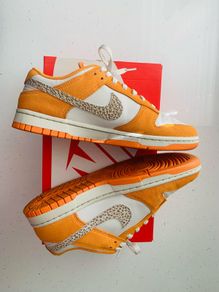 Nike Dunk Low "Safari Swoosh Kumquat" (UK 7.5 / EUR 42)