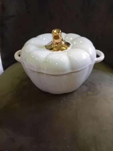 Tureen / Casserole  Dish