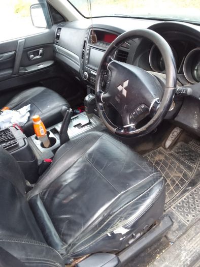 2009 Mitsubishi pajero shogun parts
