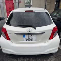 Toyota Vitz 2011