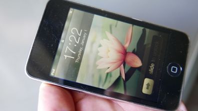 Apple iPod Touch 4th Generation 8GB