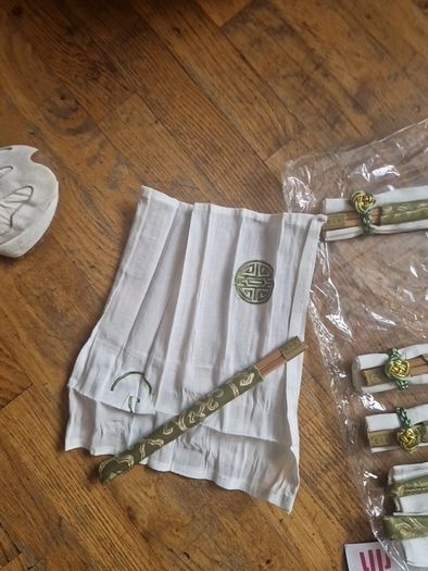 chopsticks napkins & placemats