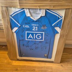 Signed & Framed Dublin Gaa Jersey 4 in a Row.
