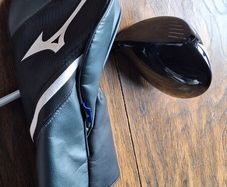 Mizuno ST G 220 driver