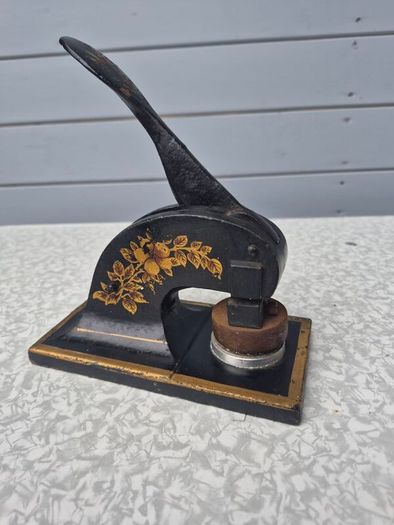 antique cast iron desktop embossing press