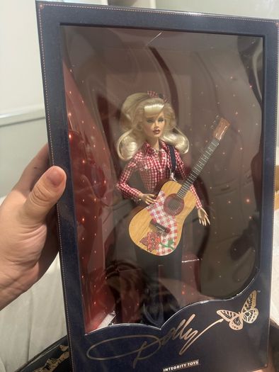 Dolly parton integrity doll