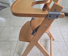 Premium High Chair - Stokke Style
