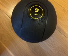 9kg slam ball